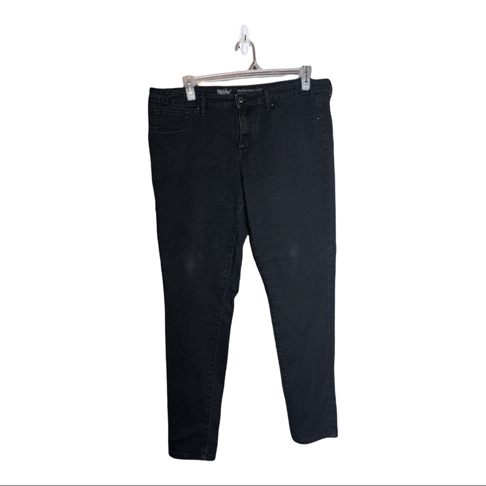 Black Distressed Skinny Jeans (Used)